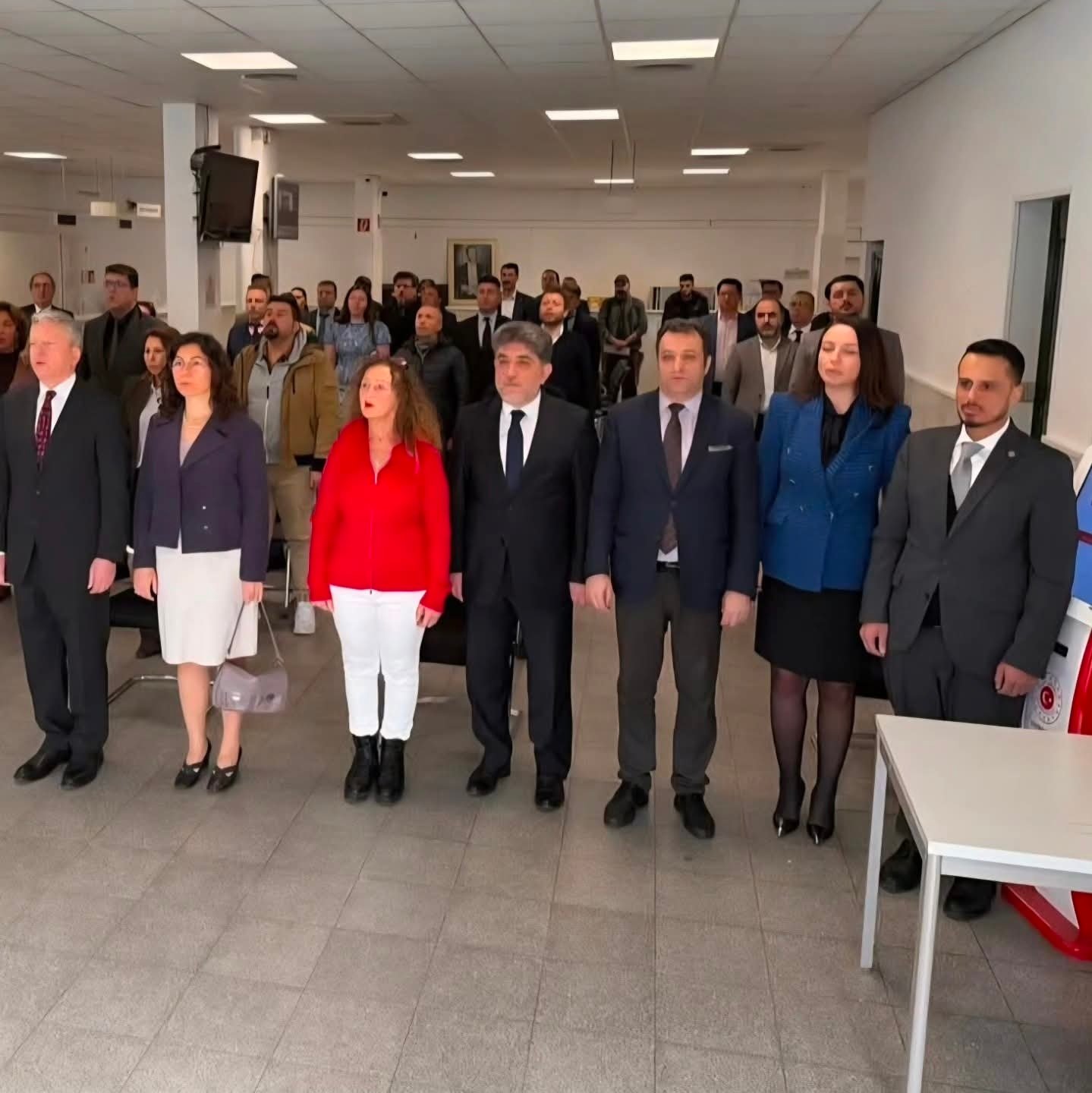 T.C. Hannover Başkonsolosluğu bünyesinde Çanakkale 1915 - 1916 anma programına ATİB Hacı Bayram Camii olarak katılım sağladık.